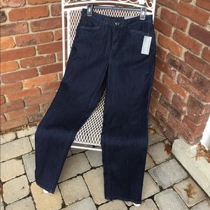 Christopher Banks Signature Slimming Classic Fit Straight Leg Jeans Size 6 NWT